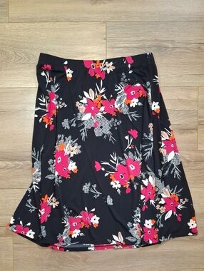 Jaclyn Smith Black A-Line Skirt with Pink & Orange Floral Print